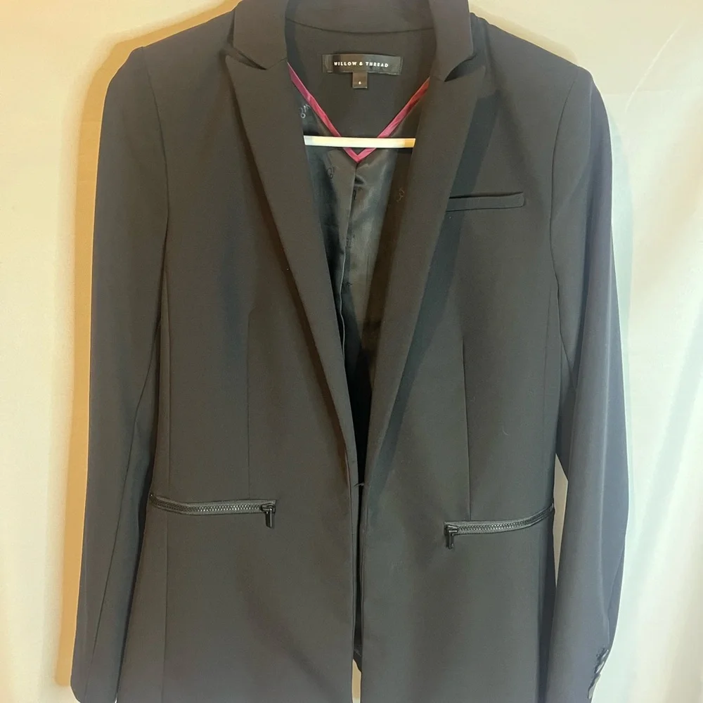 Willow & Thread class is black blazer - Picture 3 of 9